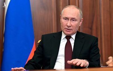 Tổng thống Putin ra lệnh đưa quân đội vào Đông Ukraine