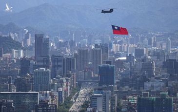 Trung Quốc nói Đài Loan ‘không phải Ukraine’