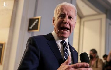 Tổng thống Biden ở đâu khi Nga tuyên bố “khai hỏa” tại Ukraine?