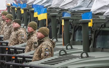 Binh lính 1 lữ đoàn Ukraine  bỗng quay đầu gia nhập “quân địch” ở giới tuyến Donbass!