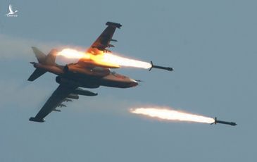 Cường kích Su-25 Nga vừa rơi ở Ukraine