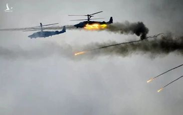Ukraine tập kích bất ngờ, phá hủy cùng lúc 30 trực thăng của Nga