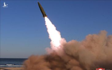 Triều Tiên thử nghiệm thành công tên lửa dẫn đường kiểu mới