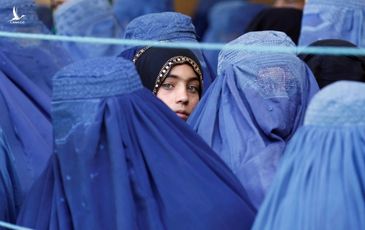 Thủ lĩnh tối cao Taliban ra sắc lệnh về khăn trùm đầu