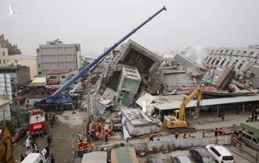 Động đất, sóng thần liên tiếp rung chuyển Đài Loan