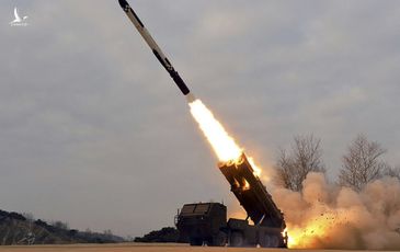 Triều Tiên đang “ủ mưu” điều gì sau hành động phóng liền 2 tên lửa qua Nhật Bản?