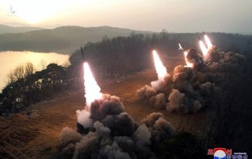 Lần đầu lộ diện hình ảnh vũ khí hạt nhân chiến thuật của Triều Tiên