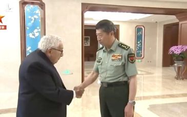 Về chuyến thăm Trung Quốc bất ngờ của ông Kissinger