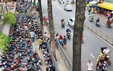 Thí điểm thu phí sử dụng vỉa hè: Bước tiến nhỏ, văn minh lớn