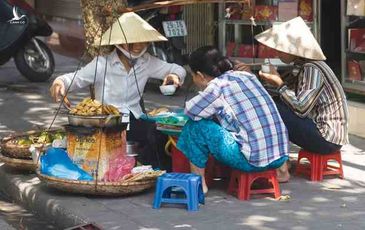 TPHCM cho thuê vỉa hè, mong không ai bị bỏ lại phía sau