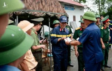 Vụ sập cầu: Quân đội chuẩn bị lực lượng, sẵn sàng cứu hộ, khắc phục sự cố