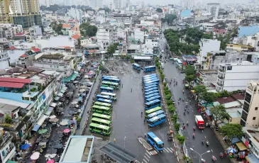 TP.HCM: Sở Xây dựng trình 4 bước cấp phép tạm nhà để xe, nhà vệ sinh công cộng