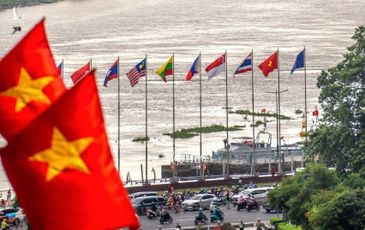 GIỮA PHONG BA, ĐẤT VIỆT VẪN CHỈ MỘT HƯỚNG