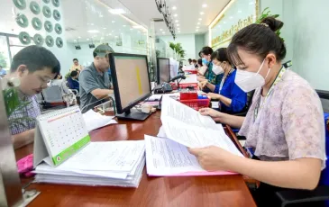 Bộ Nội vụ đề xuất cán bộ, công chức được hưởng tiền lương, tiền thưởng theo vị trí việc làm