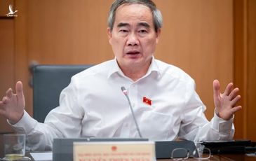 GIÁO DỤC MẦM NON: KHÔNG ĐỂ 300.000 ĐỨA TRẺ ĐỨNG NGOÀI CÁNH CỬA LỚP HỌC