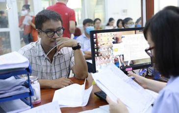 Bộ Nội vụ ‘trải thảm đỏ’ cho người tài – siết chặt cửa sau cho cán bộ yếu kém
