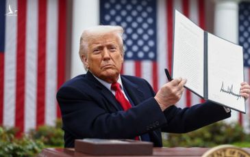 Ông Trump công bố áp thuế từ 25 đến 40% lên hàng loạt quốc gia từ 1/8