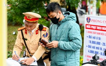 Hà Nội sẽ không còn thấy cảnh sát giao thông ngoài đường nữa