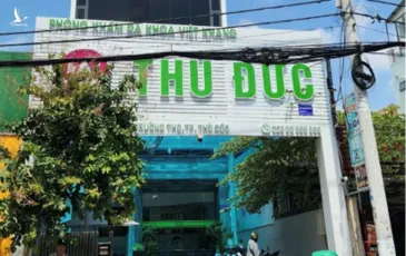 Việt Khang và hệ lụy “moi tiền” trong khám chữa bệnh