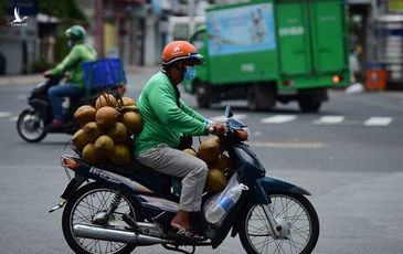 TP.HCM sẽ cấm xe xăng công nghệ từ 2029: Giao hàng, chạy Grab chuyển hẳn sang xe điện
