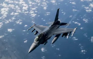 F-16 xuất kích chặn máy bay vi phạm vùng cấm khi Tổng thống Trump lưu trú tại New Jersey