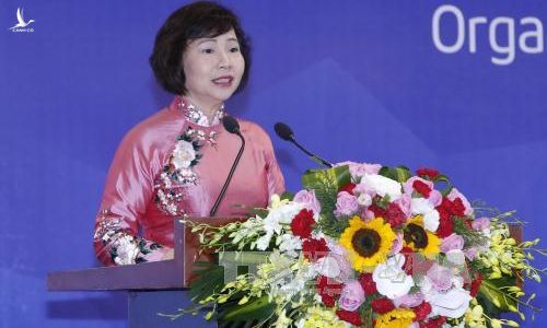 Loại bỏ ‘sân sau’ của quan chức