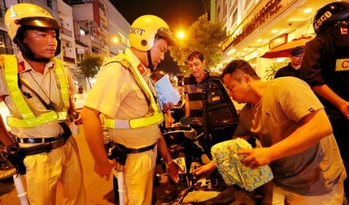 CSGT TP.HCM phạt gần 2.500 phương tiện trong 5 ngày tổng kiểm tra