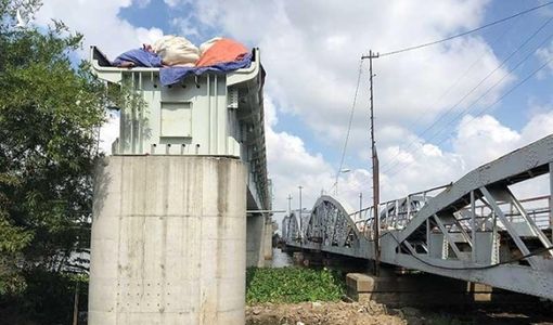 Dự án cầu đường sắt Bình Lợi tiếp tục trễ hẹn