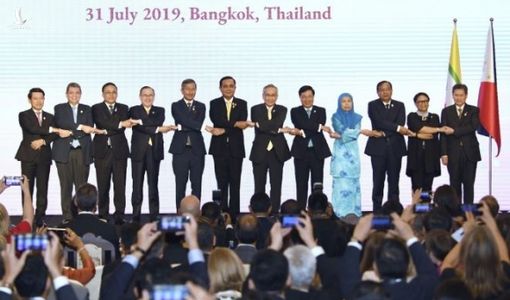 ASEAN ra tuyên bố chung về Biển Đông, quan ngại ‘các sự cố nghiêm trọng’