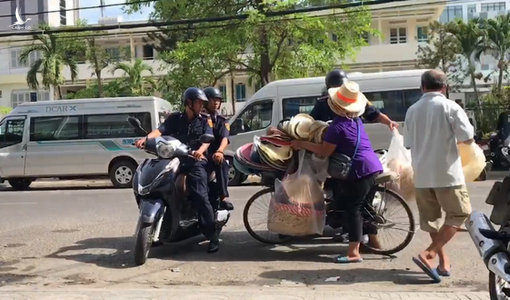 Lãnh đạo Đội Thanh niên xung kích nói gì khi cấp dưới đi “tịch thu” hàng hóa người dân?