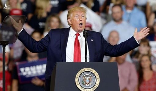 Tổng thống Donald Trump: Kinh tế Trung Quốc kém nhất trong 3 thập kỉ qua