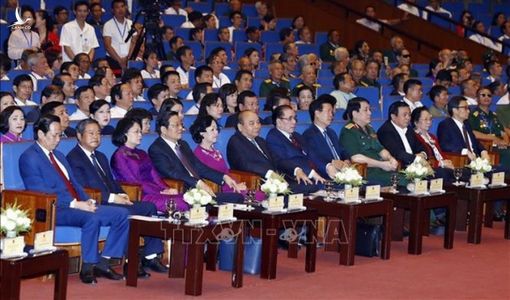 Thủ tướng dự Hội nghị Gặp mặt tuyên dương thương binh nặng tiêu biểu toàn quốc