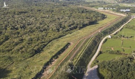 Quân đội Hàn Quốc thông tin về “vật thể bay chưa xác định” tại DMZ