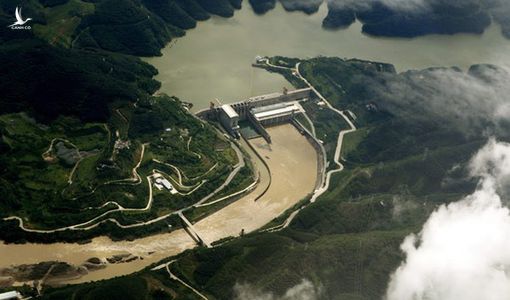 8 đập Trung Quốc chặn 40 tỉ m3 nước sông Mekong khiến mức nước xuống thấp kỷ lục