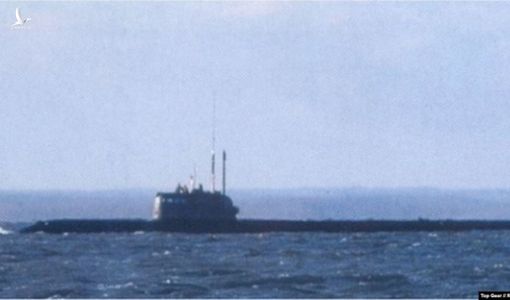 Ông Putin yêu cầu điều tra vụ tàu ngầm bốc cháy ‘bất thường’