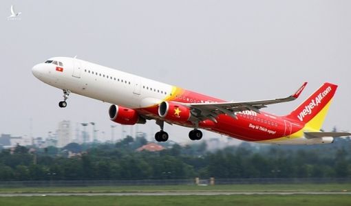 Máy bay đi vào đường lăn đang tạm dừng khai thác: Vietjet chính thức lên tiếng