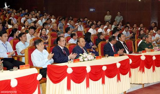 Thủ tướng Nguyễn Xuân Phúc: Bắc Kạn cần phấn đấu trở thành địa phương phát triển khá