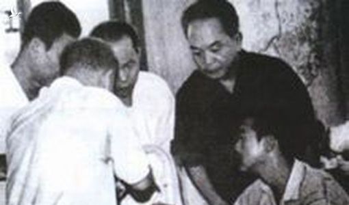 Phút lâm chung, Bác Hồ khóc khi Trung ương xin phép được lo “việc riêng” của Người