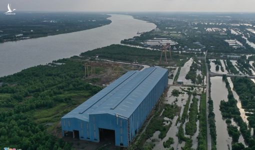Nhà máy đóng tàu nghìn tỷ ở Cà Mau hoang hóa, gỉ sét sau 12 năm