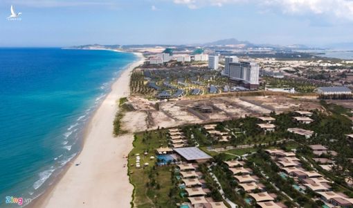 Đại công trường xây dựng hơn 5.000 căn codotel tại Cam Ranh