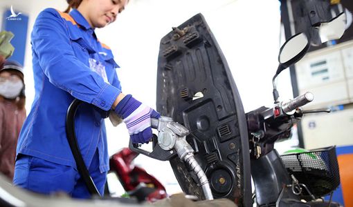 Giá xăng dầu đồng loạt giảm mạnh từ 15h chiều nay