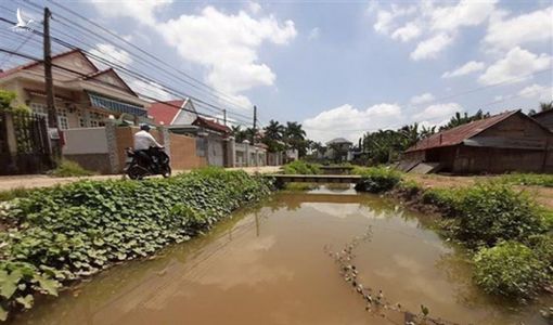Cô giáo Bình Phước hiến căn nhà hơn 100m2 để xây bờ kè nghìn tỷ