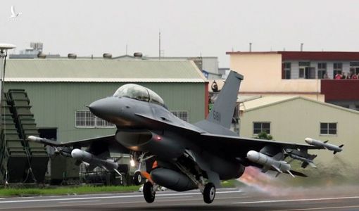 Ông Trump nêu lý do đồng ý bán 66 máy bay chiến đấu F-16 cho Đài Loan