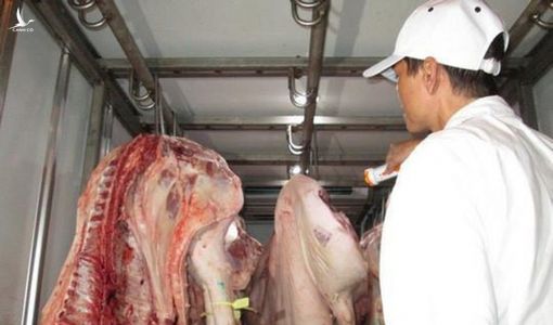 Nhà hàng BBQ ở TP.HCM dùng thịt heo ‘lạ’, bị phạt 56,5 triệu đồng