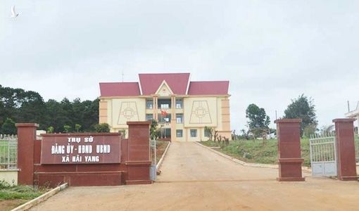 Gia Lai: Nhiều cán bộ của một xã nộp đơn xin nghỉ việc