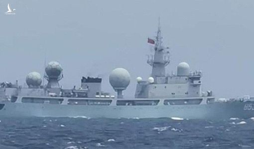 Philippines phản đối Trung Quốc đưa tàu chiến vào EEZ