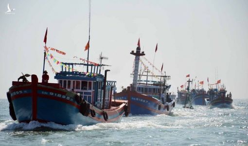 Bức xúc với những ngụy biện vô căn cứ của TQ về bãi Tư Chính