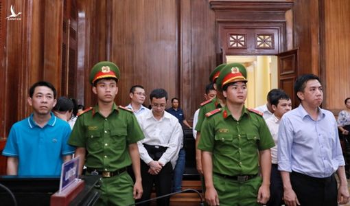 Cục Quản lý dược che giấu hành vi  phạm tội của bị cáo và trách nhiệm của mình