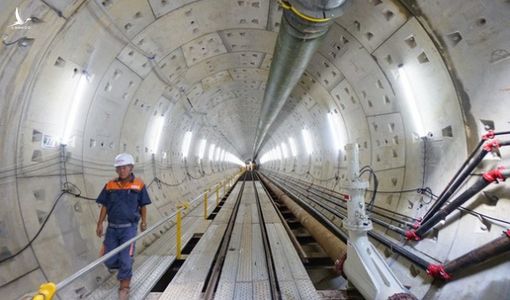 TP.HCM lùi thời gian khai thác metro số 1 từ năm 2020 sang quý 4-2021
