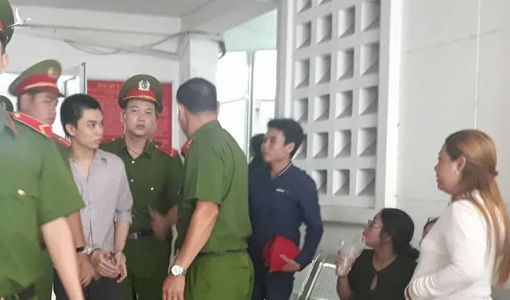 Nước mắt người mẹ nam sinh nghèo chạy Grab bị cướp sát hại